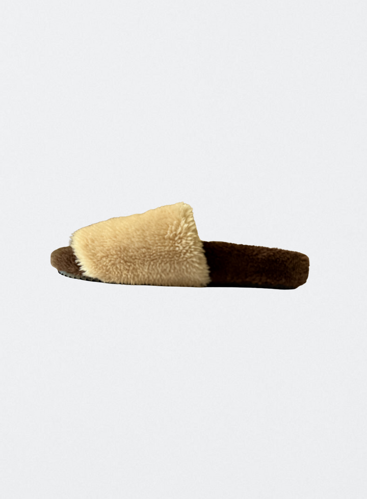 Unity Rays Fleece-Lined Slide Sandals