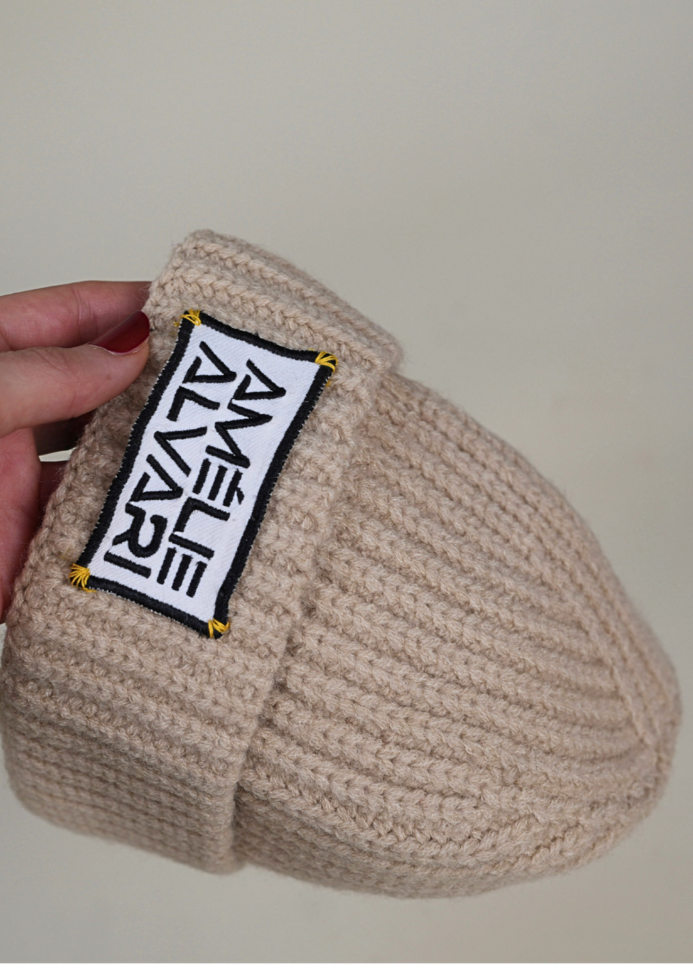 Banana Blend organic cotton and banana-fibre knit beanie — detail / angle 1