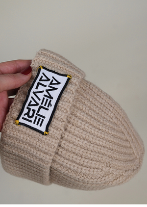 Banana Blend organic cotton and banana-fibre knit beanie — detail / angle 1